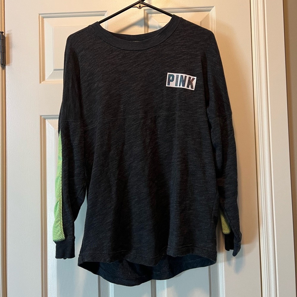 oversized PINK long sleeve shirt, size extra small